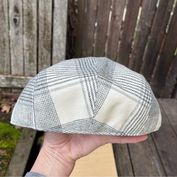 Anthony Peto Wool Plaid Flat Cap in Cream & Gray Sz 58 - Picture 6 of 14